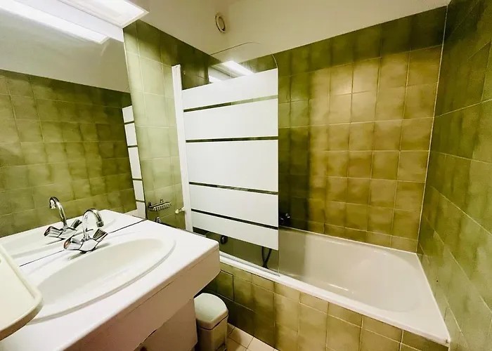 Santa Giulia Apartment *